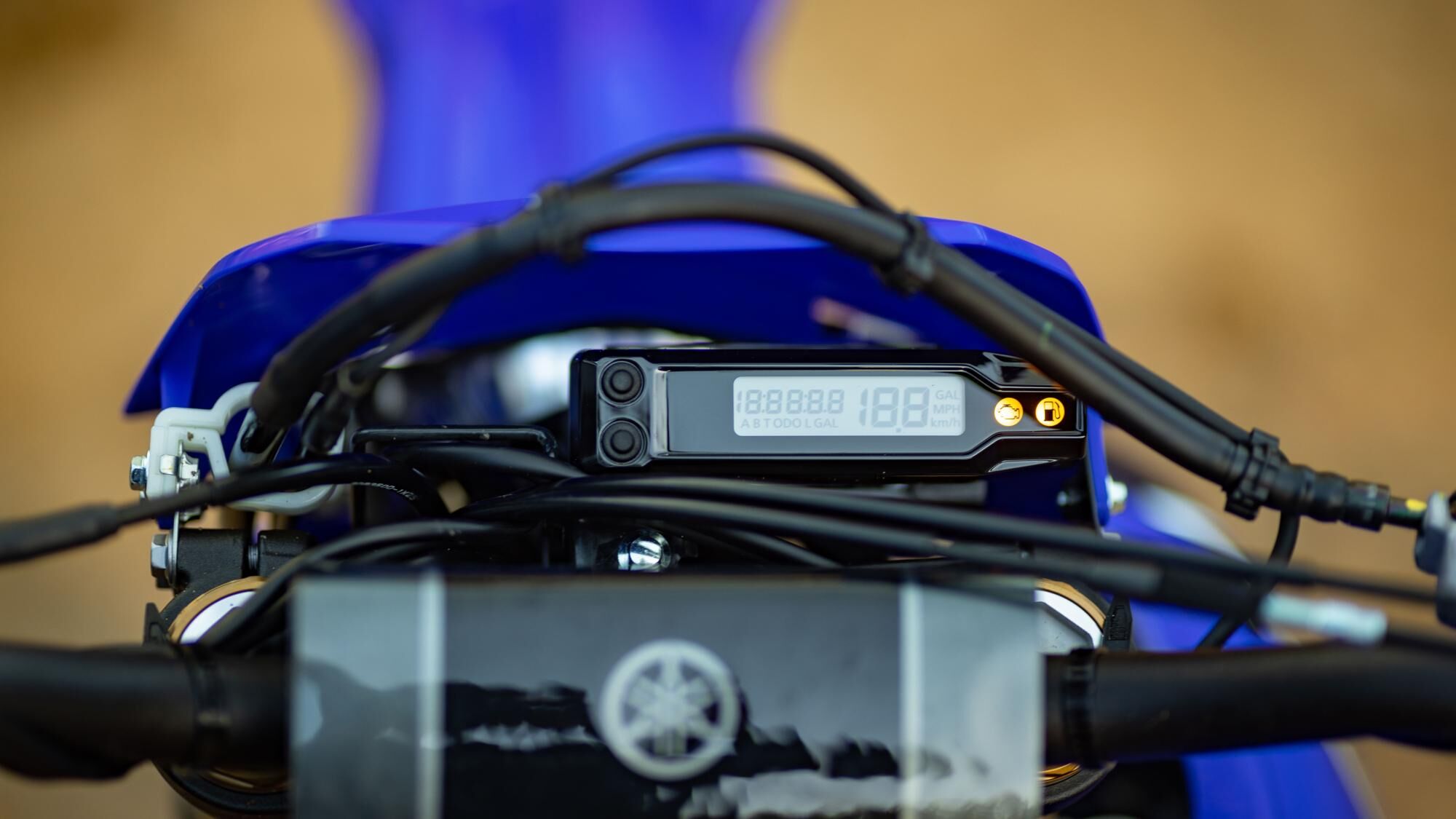 Компактный LCD-дисплей 